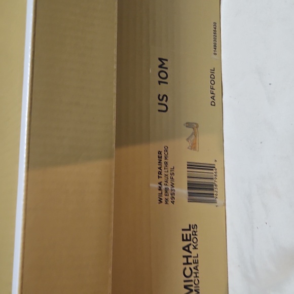 Michael Kors Gold Box - Picture 2 of 2